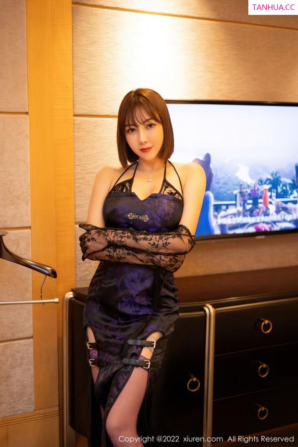 闫雪松 松果儿 [XiuRen]高清写真图 2022.01.05 No.4422 果儿Victoria第3张图片